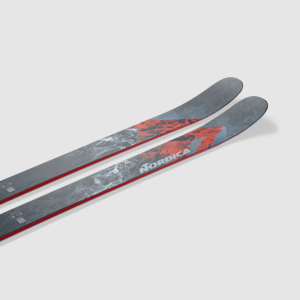 Nordica 滑雪板